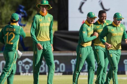 Clinical South Africa thrash India by 31 runs at Paarl