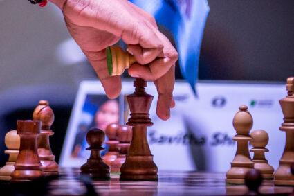 Magnus Carlsen stunned by 15-year-old Indian in online blitz game
