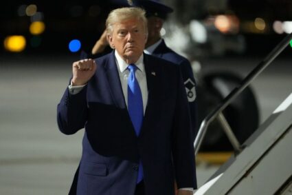 World News Live: Trump seeks Supreme Court nod to resume White House ballroom project