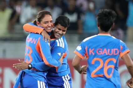 India survive top-order wobble, beat Pakistan by 7 wickets in Women’s Asia Cup